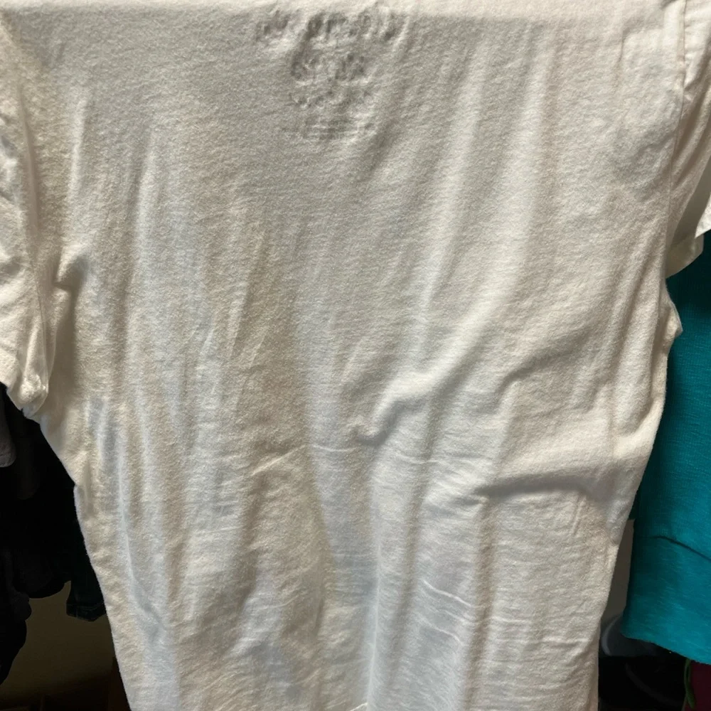 Aeropostale T-shirt - Picture 4 of 4